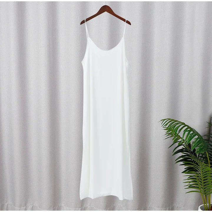 Zenit White V-Neck Slit Maxi Dress