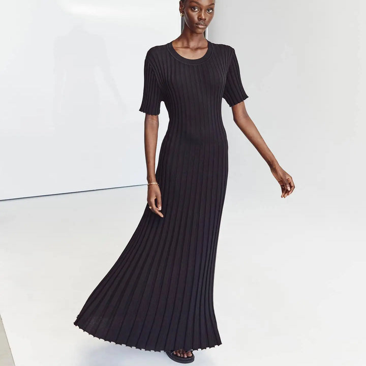 Zenit Loose Ruffle Knit Maxi Dress