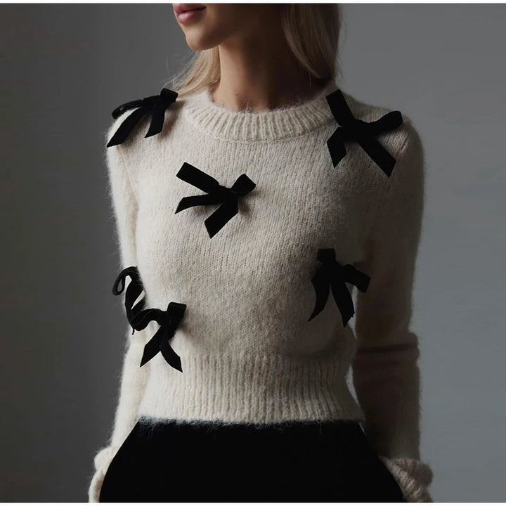 Zenit 3D Bow Round Neck Sweater